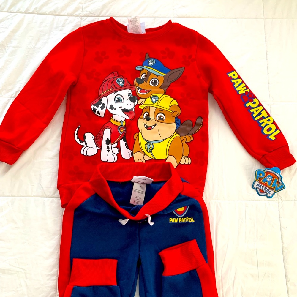 Paw patrol sweatsuit.